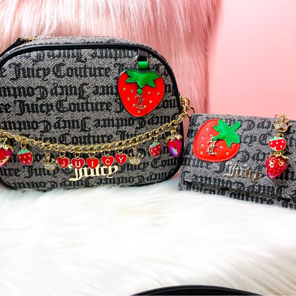 New Juicy Couture Black Beige/Liquorice Freshly Picked Camera Bag and Wallet Set